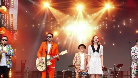 Nikos band disco