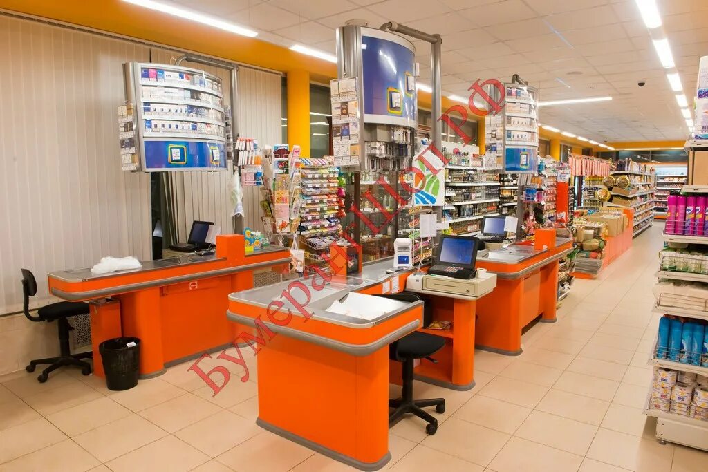 Прикассовая зона мерчандайзинг. Прикассовая зона в магазине. Оборудование для прикассовой зоны. Выкладка прикассовой зоны. Кассовый бокс магма.