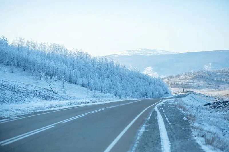 Погода зиме иркутской области на 10 дней. Зима Иркутская область. Иркутск зима. Иркутск зимой. Иркутск зима дорога.
