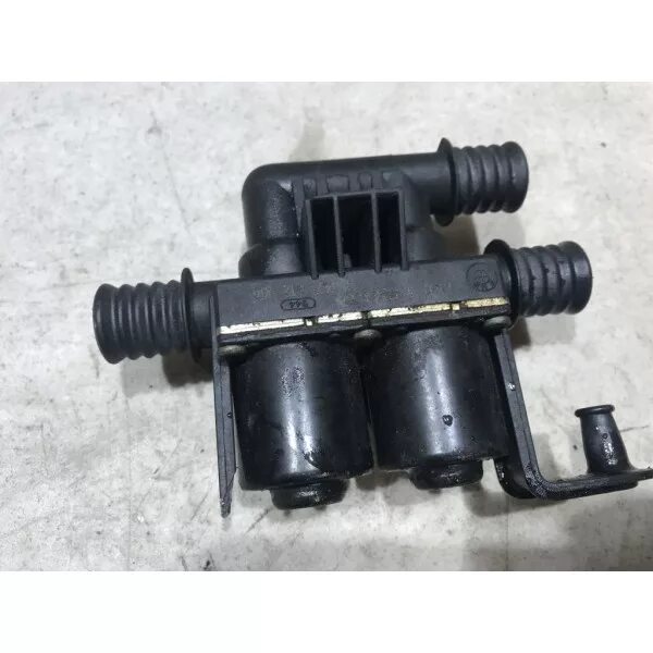 Клапан печки бмв е70 дизель. Клапан печки бмв х5 е70. Клапана печки x5 e70. Клапан печки е70. Электромагнитный клапан печки daf 105.