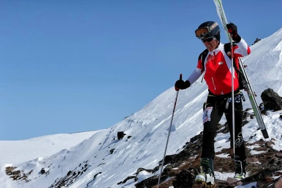Ски альпинизм олимпийский вид спорта. Альпинизм, скалолазание, горный туризм на камчатке. Альпинизм камчатка. Альпинизм камчатка. Ски альпинизм камчатка.