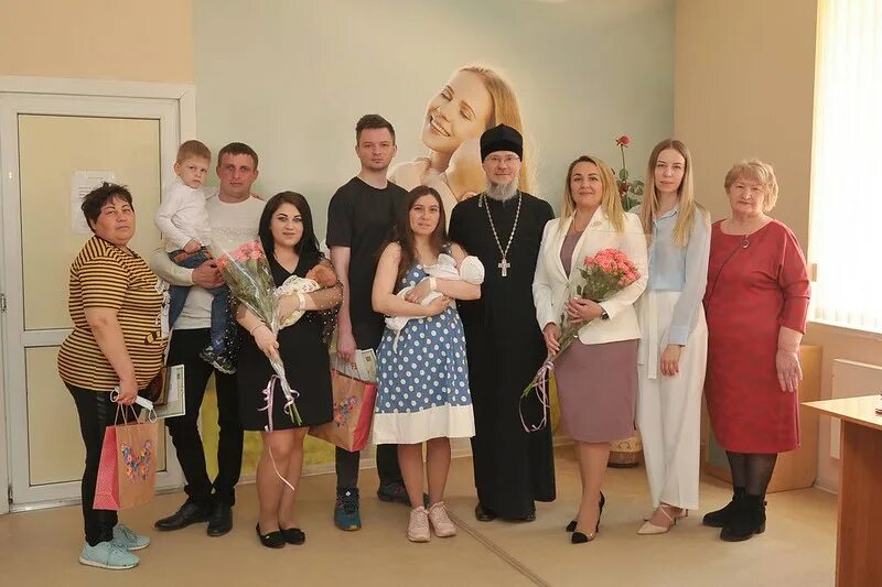 Новый роддом ставрополь доваторцев. Роддом 4 ставрополь. заведующая роддома ставрополь. хасанова врач 4 роддома ставрополь.