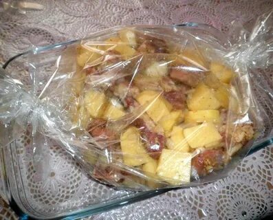 Картошка с ребрами в духовке в рукаве