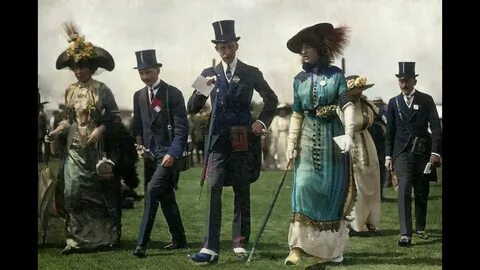 1900 человек