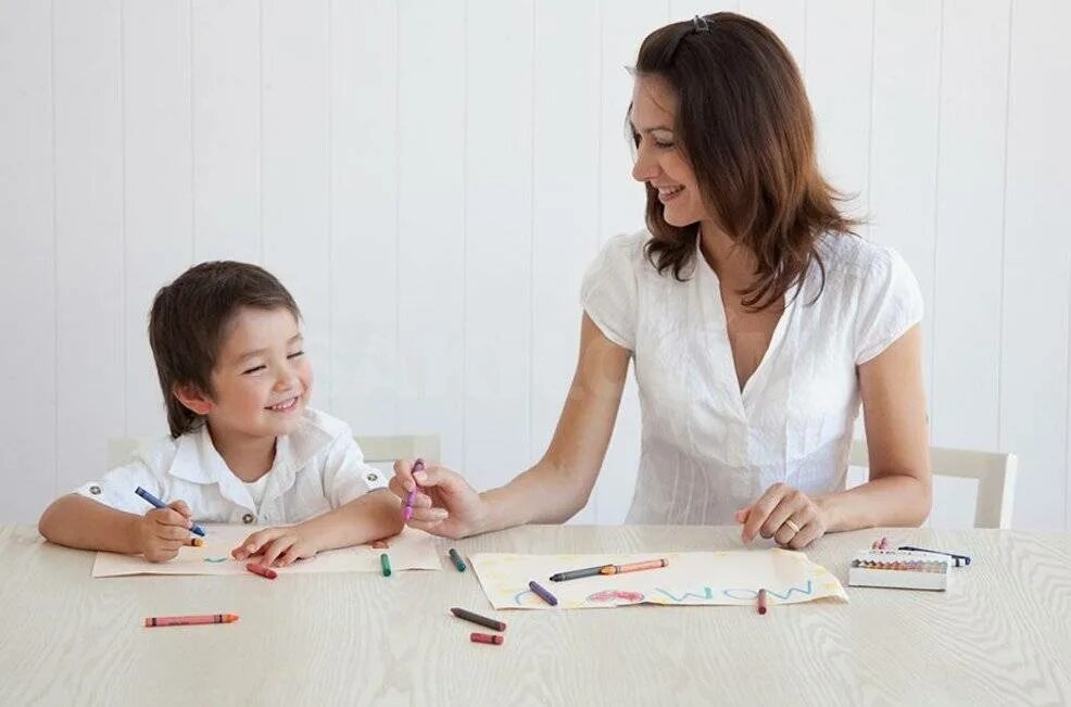 Нянь гувернер. Няня с девочкой. Услуги гувернантки для ребенка фото. Нянька для детей. Нянька для детей.