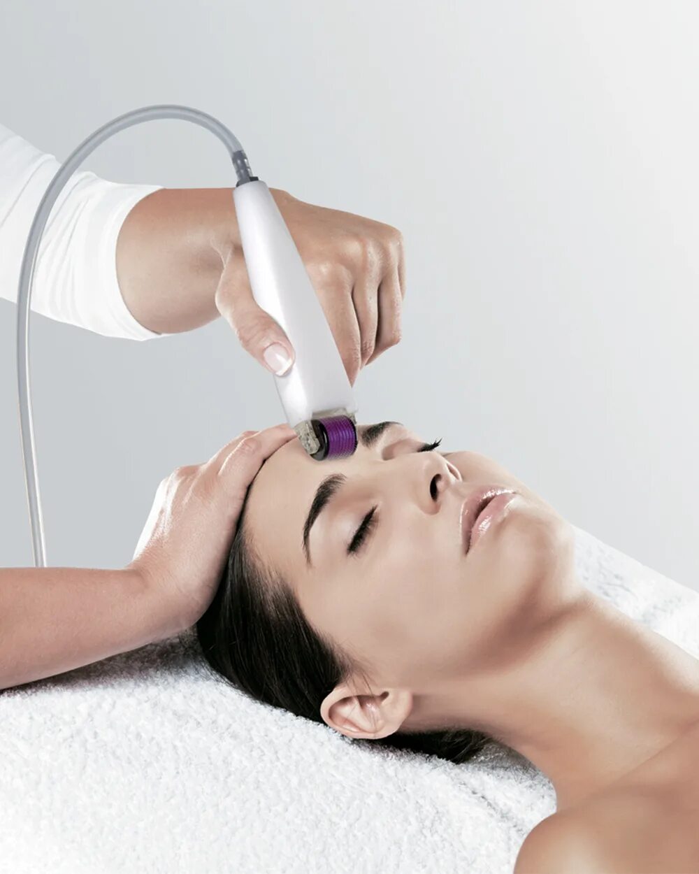 Инъекции диспорта. Косметолог. 7 апреля день косметолога. Процедуру на 5 10. Smas лифтинг ultraformer.