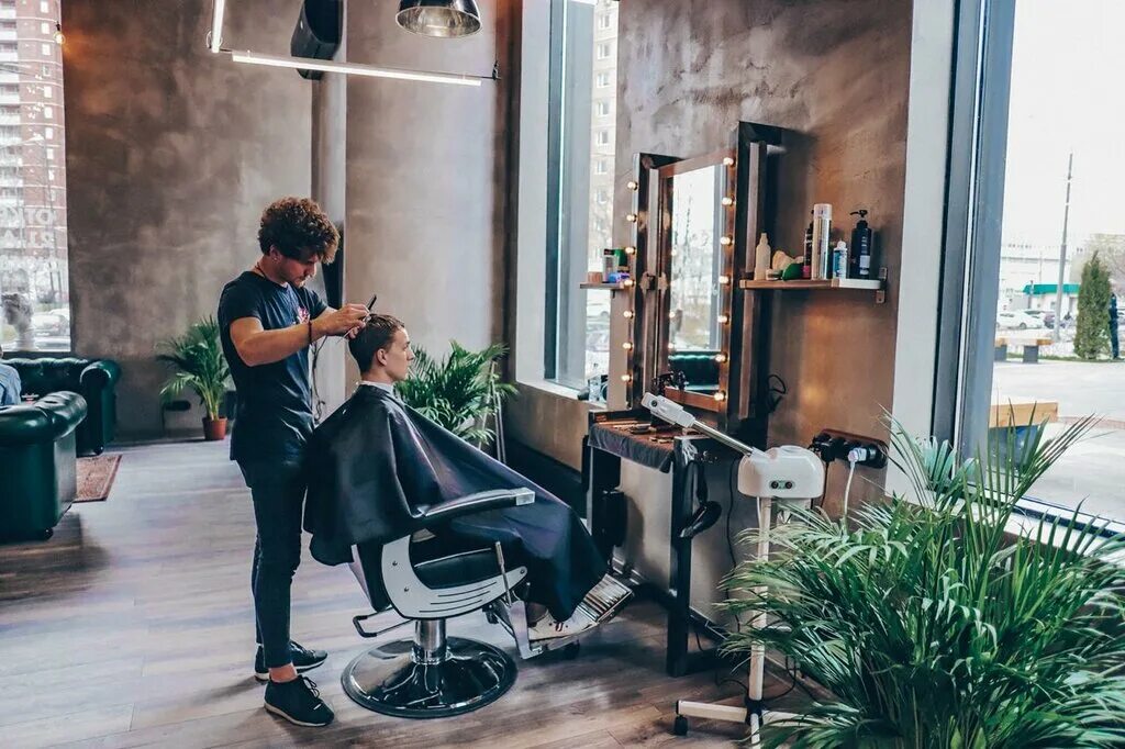 серж климов парикмахер. ленсовета 44 спб. студия красоты серж климов. Mg салон красоты. парикмахерская метро московская.