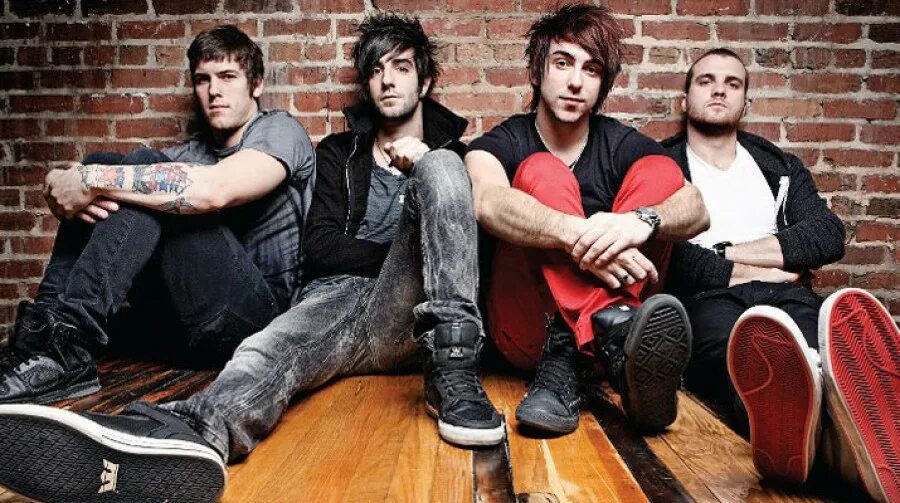 Get time all. All time low альбомы. Get time all. All_time_low логотип группы. Обложка рок группы all time low.