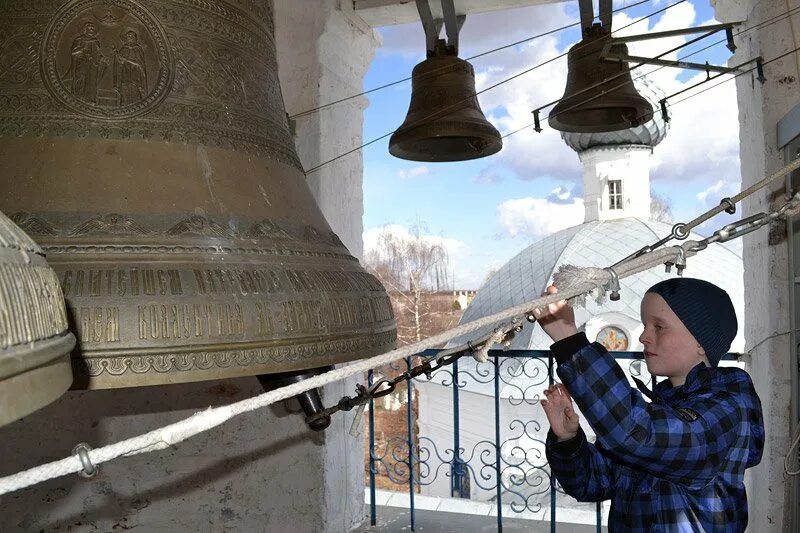 Стоном звоном. Колокольный звон Борисоглебский монастырь.