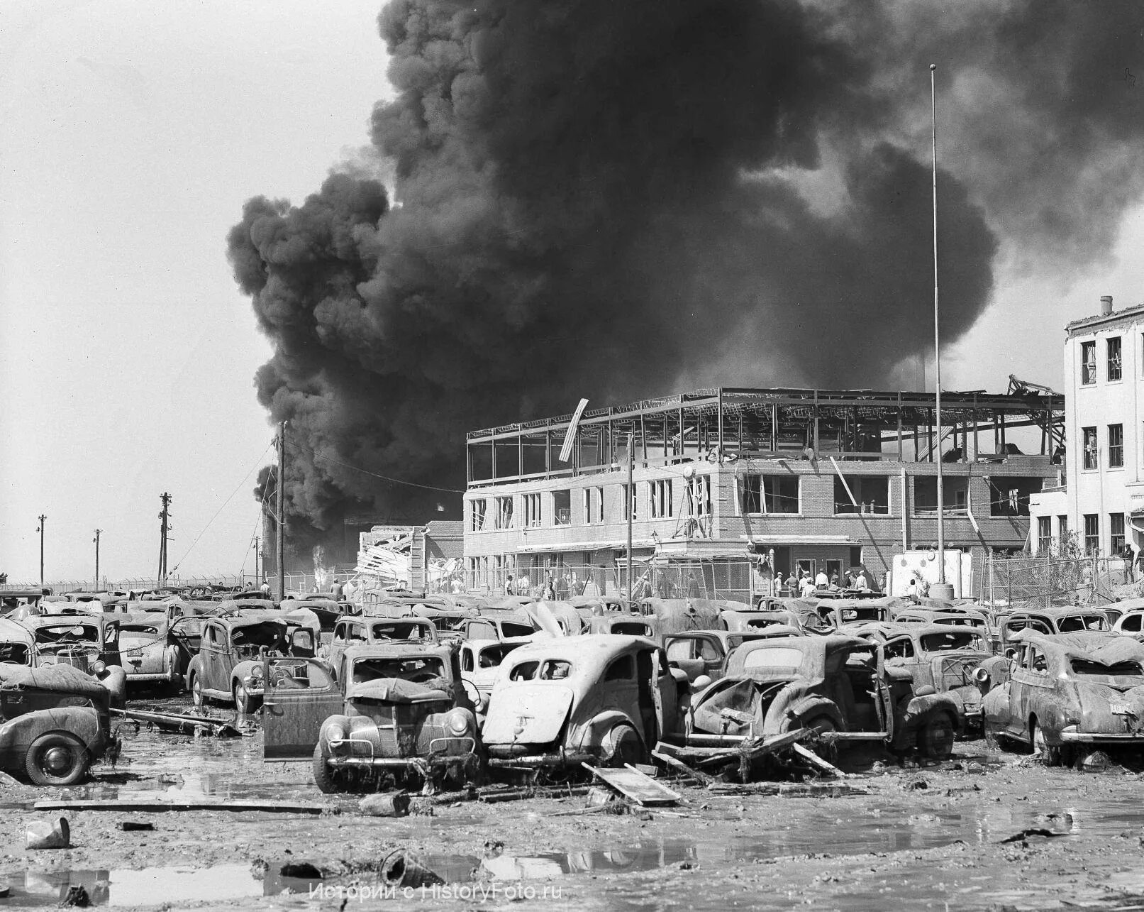Сша 16 апреля. Взрыв селитры в Техас-Сити в 1947. 1947 Год пожар в Техас-Сити.