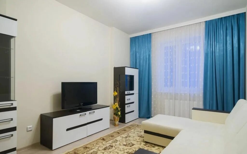 Снять 1 кв в санкт петербурге приморском районе. Судак приморская 30а. Отель квартира санкт-петербург. Аренда квартиры в приморском. Квартиры на приморской.