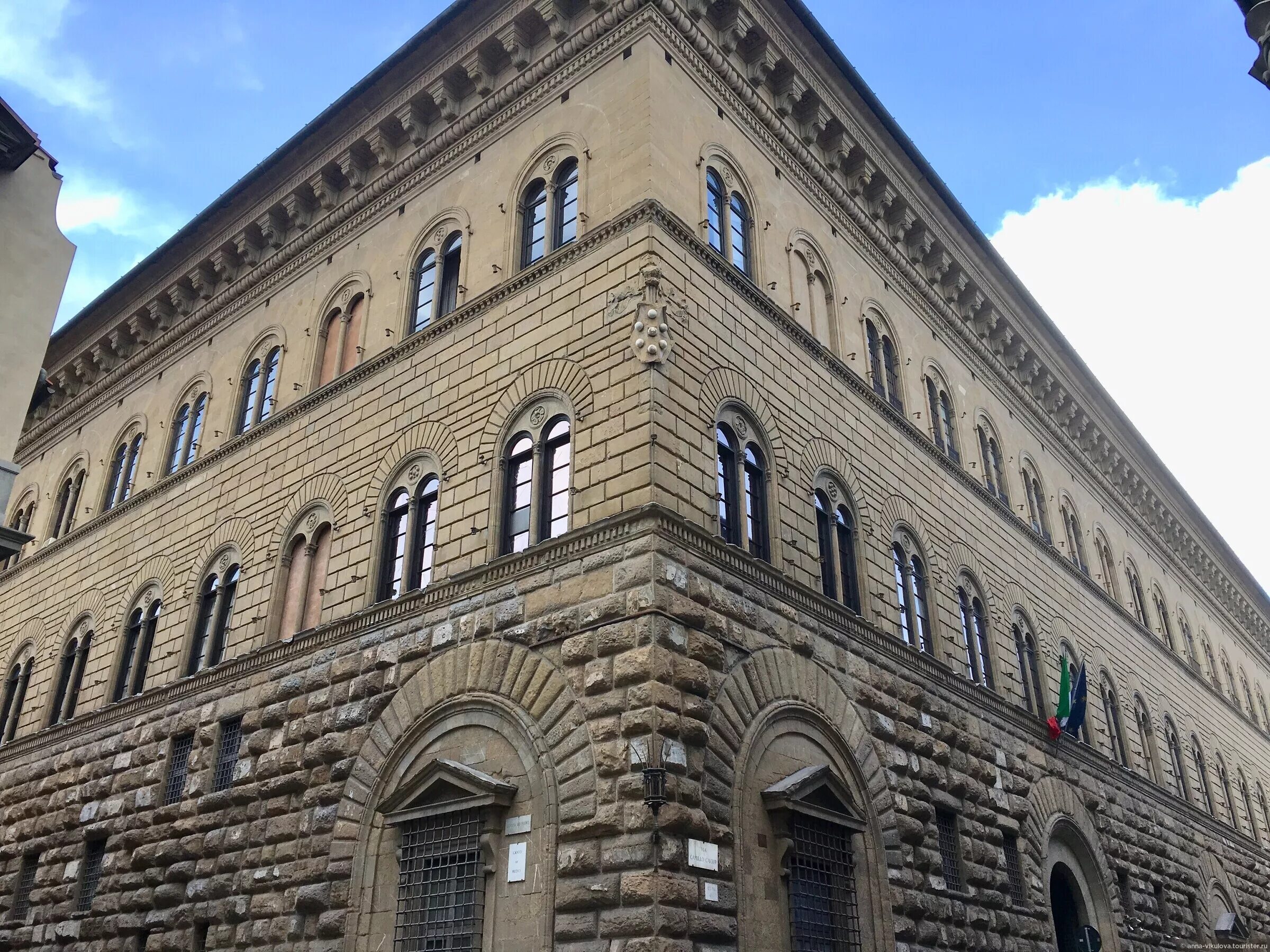 микелоццо ди бартоломео архитектура. флорентийское палаццо медичи 5 букв. дворец медичи во флоренции. флорентийское палаццо медичи 5 букв. палаццо медичи во флоренции.