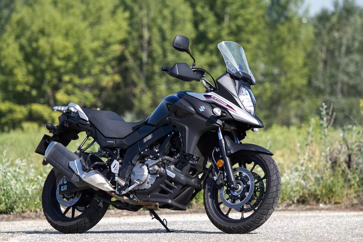 Suzuki v-Strom 650. Suzuki dl650 v-Strom. Suzuki DL 650 V-Strom 2017. Suzuki v-Strom 650 2017. V strom dl 650