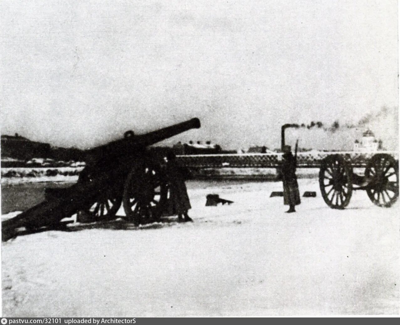 Кремль стреляли. Бои в Москве 1917 год. Обстрел Московского Кремля 1917. Москва ноябрь 1917. Обстрел Кремля в 1917.