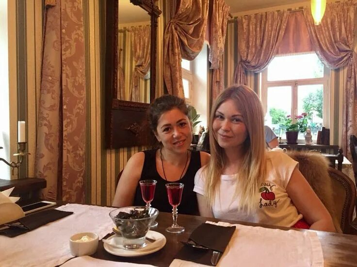 Мещанский интерьер. Отзывы графин суздаль. Владимирская область суздаль улица ленина 146 графинъ. Графин суздаль меню. Ресторан панорама суздаль.