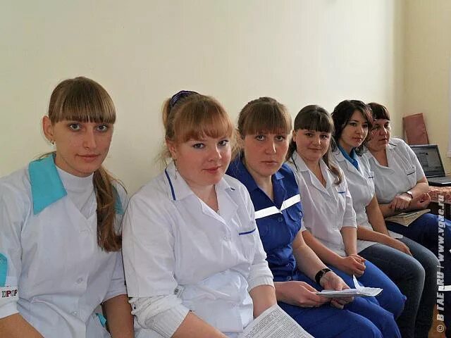 Больницы могилева работа. Главный детский хирург рб. Врач в поликлинике. Могилев. Могилев больница реабилитации сосны.