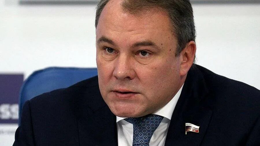 Петр толстой депутат биография личная жизнь Пётр Толстой: Происходит целенаправленная подмена понятий и забалтывание проблем