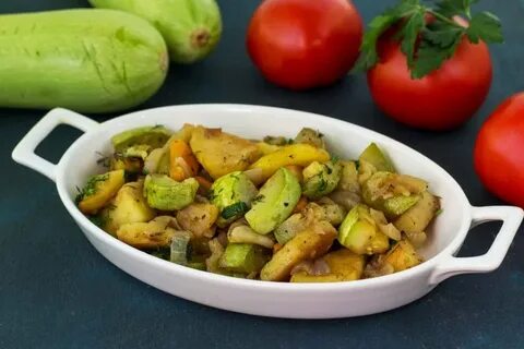 Кабачки с картошкой и молоком