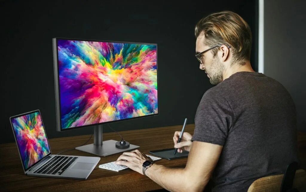 Компьютер для графических работ. Монитор benq pd2720u. benq 27 pd2720u монитор. монитор для дизайнера. компьютер дизайнера.
