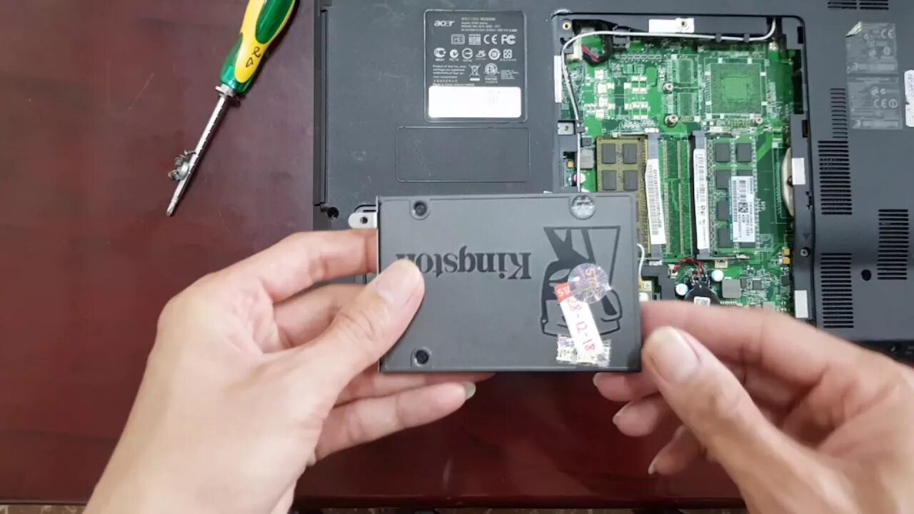 Ssd для acer aspire. Acer Aspire 5745g. SSD for Acer Aspire. Acer Aspire v3 771g крепление HDD. Доработка охлаждения Acer Aspire 5745dg.