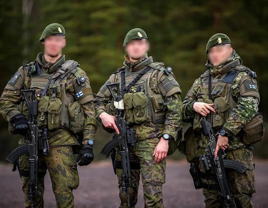 Правильный военный. Экипировка НАТО. Финская армия. Современная Военная форма. Современная финская армия.