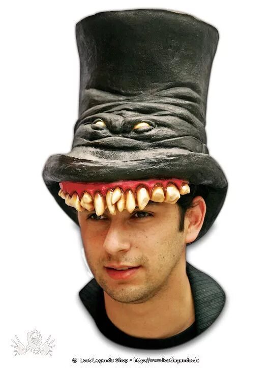 Страшную шляпу. Страшный головной убор. Страшная шляпа. Самая страшная шляпа. Смешные и страшные головные уборы.