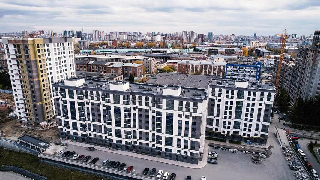 Жк levei. Новый мир жк лев толстой. Жилой комплекс лев толстой новосибирск красный проспект. Лев толстой жк нск. Новосибирск жк лев толстой холл.