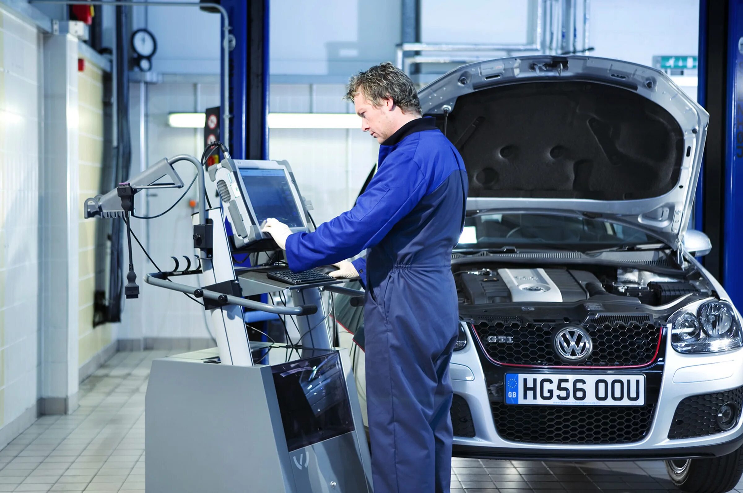 3 техобслуживание. Автосервис фольксваген. техосмотр. техобслуживание volkswagen. техосмотр автомобиля.