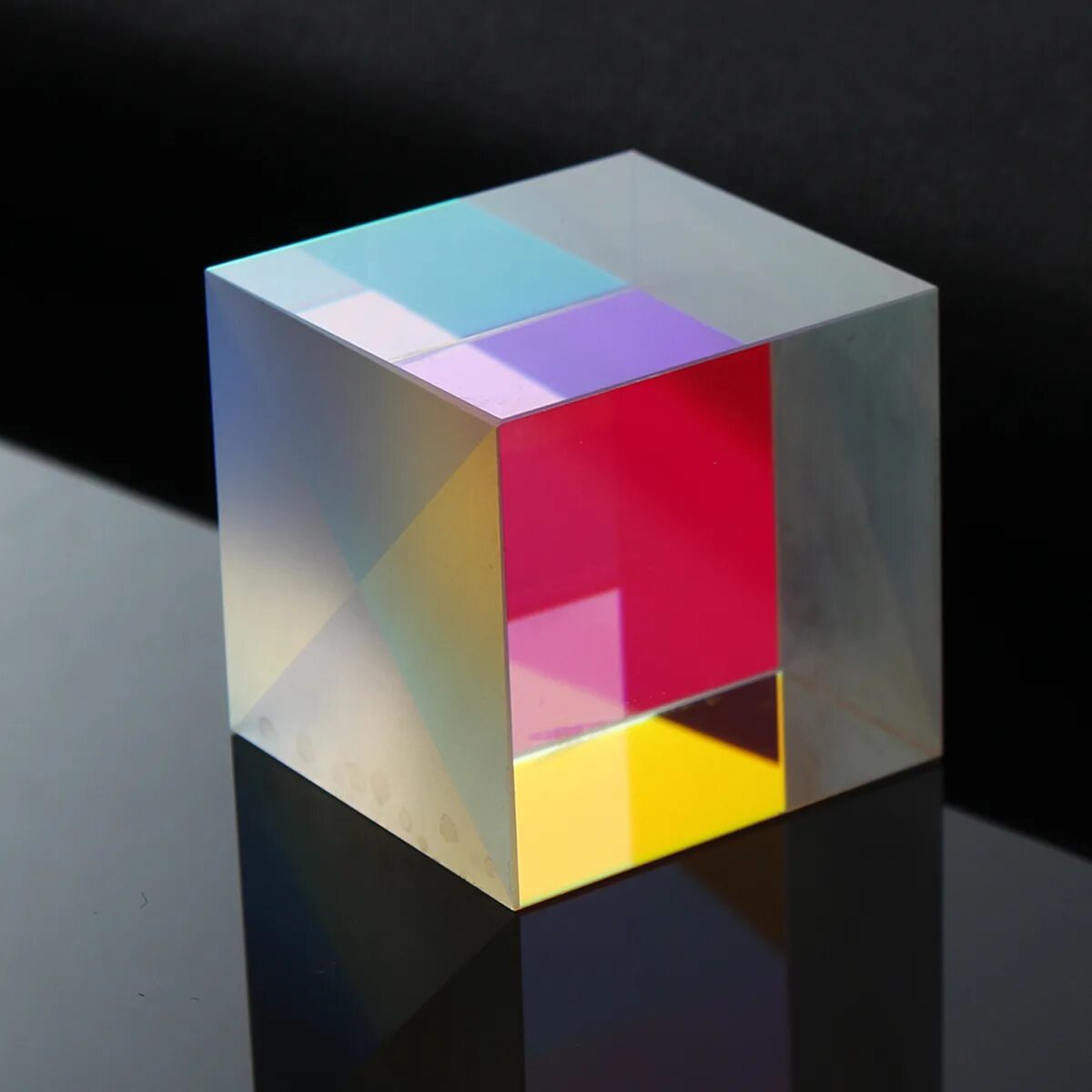И призма и куб 12. Оптическое стекло x-cube, дихроический куб. дихроичная призма. кубическая призма. rgb призма.
