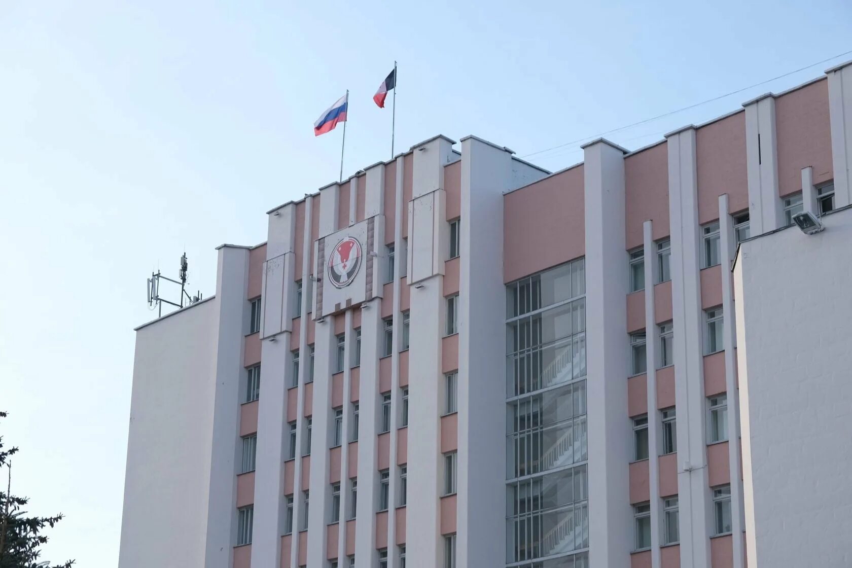 Госсовет удмуртии. Госсовет удмуртской республики. здание госсовета ур. госсовет ур фото. здание госсовета ур 1976.