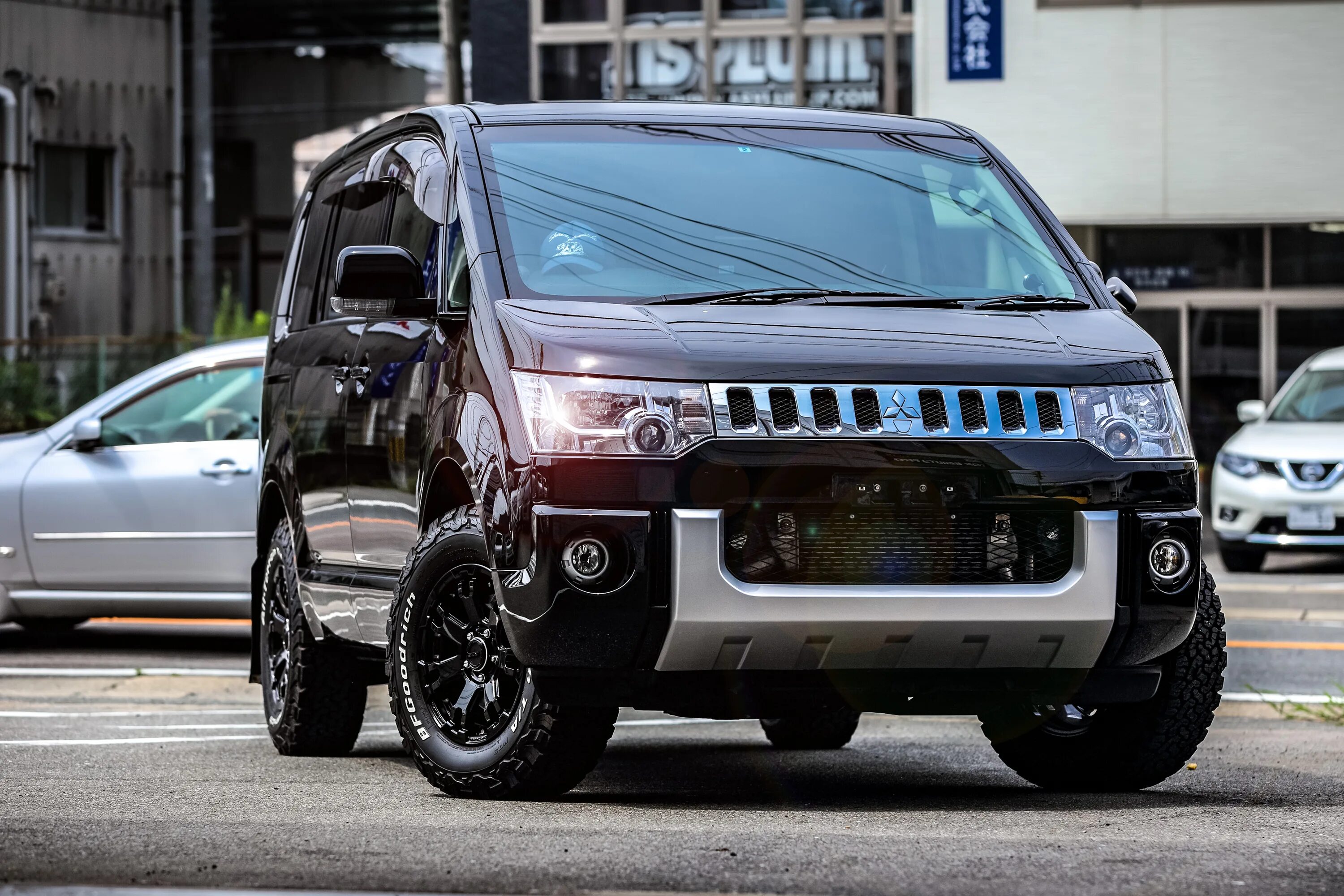 Мицубиси Делика d5. Mitsubishi Delica d:5. Митсубиси Делика д5 2021. Митсубиси Делика д5 2019.