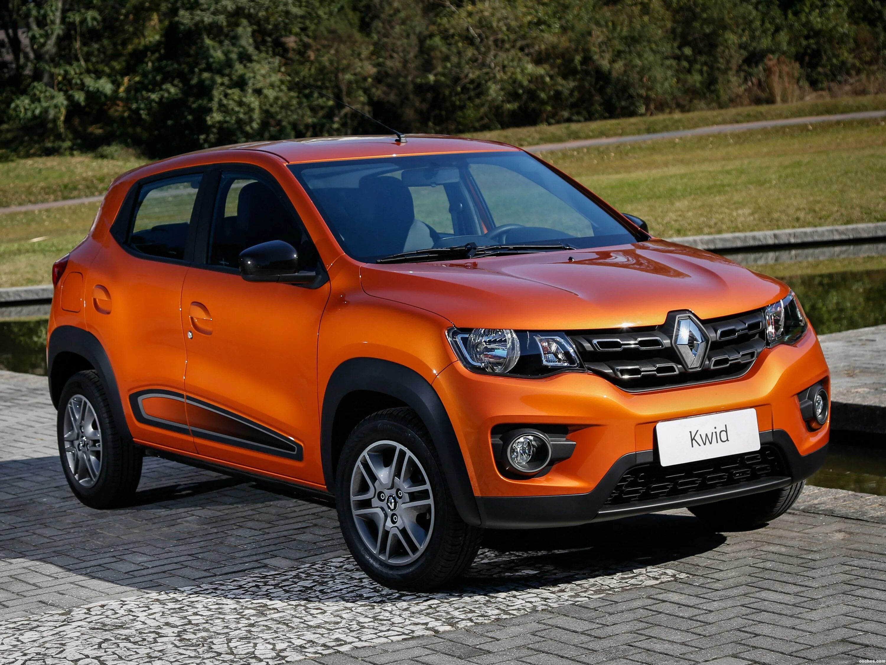 Машины купить в россии недорого. Renault Kwid 2022. Renault Kwid 2020. Рено Квид 2021. Renault Kwid 2015.