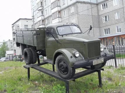 Автомобиль 52