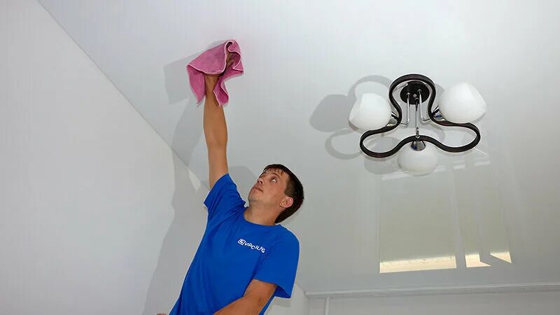 натяжные потолки. монтаж натяжного потолка. натяжные потолки в омске. потолокопт натяжные потолки омск. натяжные потолки в омске.