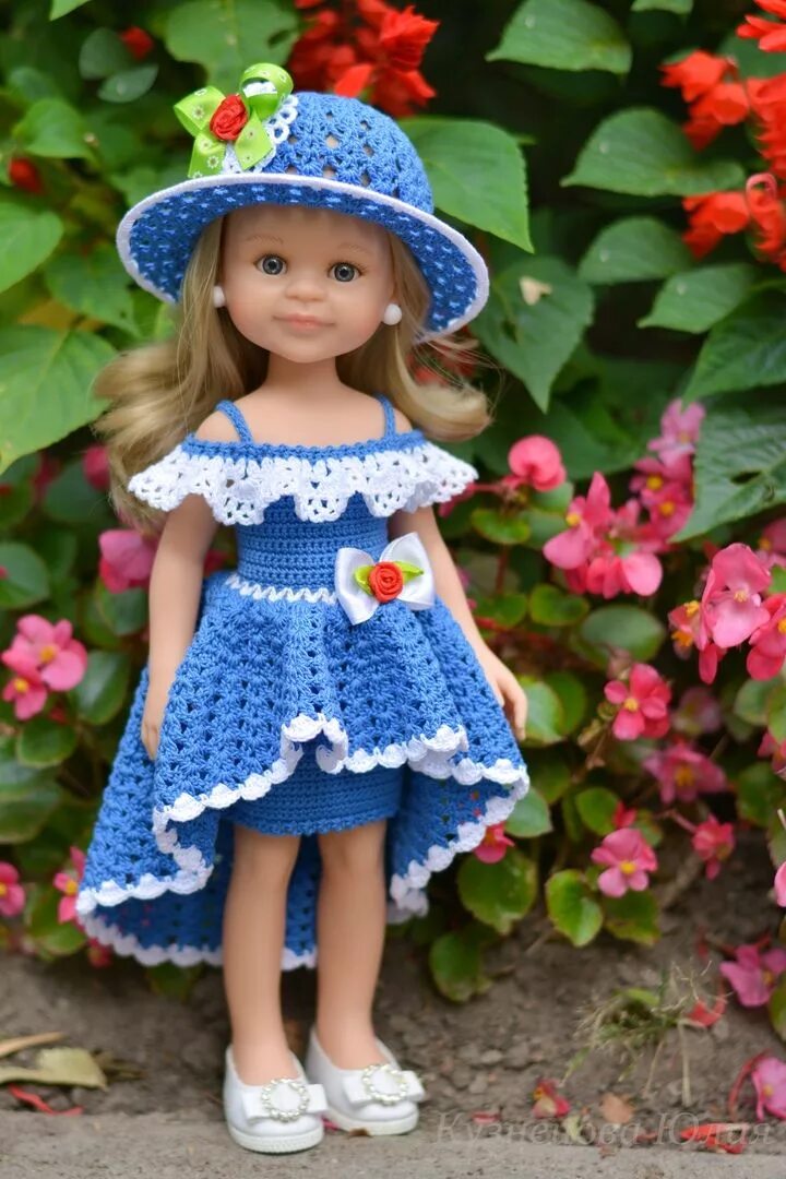 Платье для куколки. Платье для куклы Паола Рейна. Вязаная одежда для кукол. Вязаное платье для куколки. Вязаные платья для кукол.