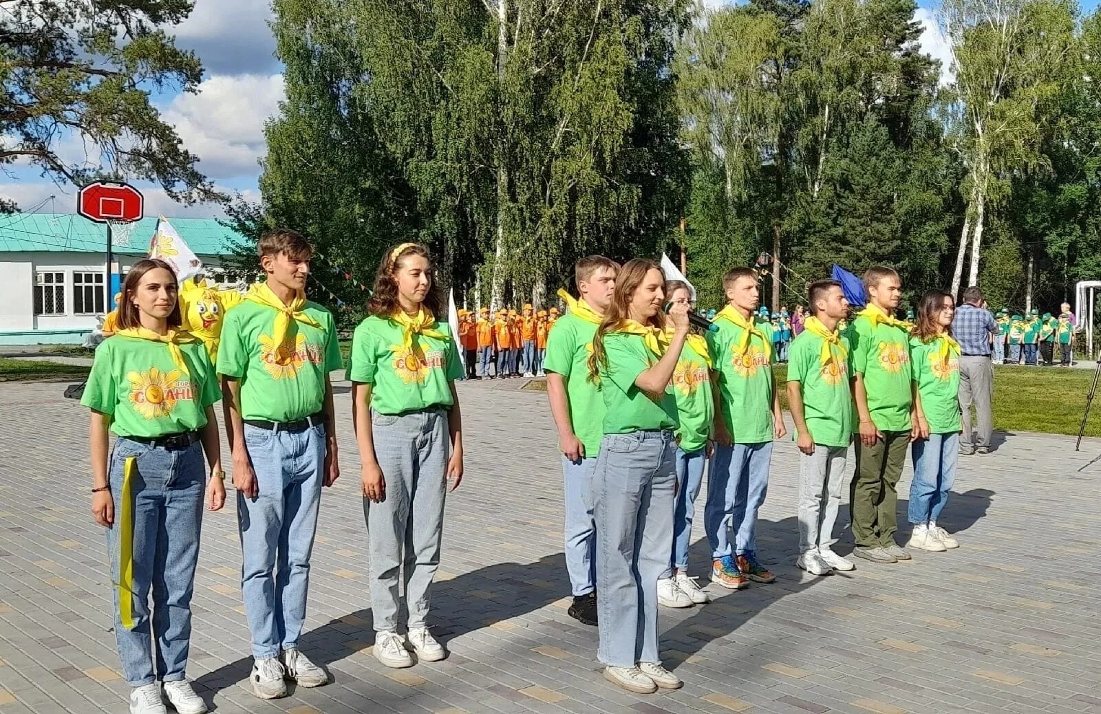 Лагерь солнце городок Полевской. Городок солнца Полевской летний лагерь. Солнце городок лагерь 2023. Городок солнца Полевской летний лагерь вожатые. 60 дол