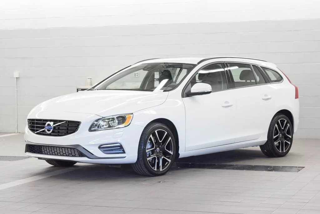 Volvo v60 Wagon. Вольво v60 2014. Volvo v60 1990. Volvo v60 t5.