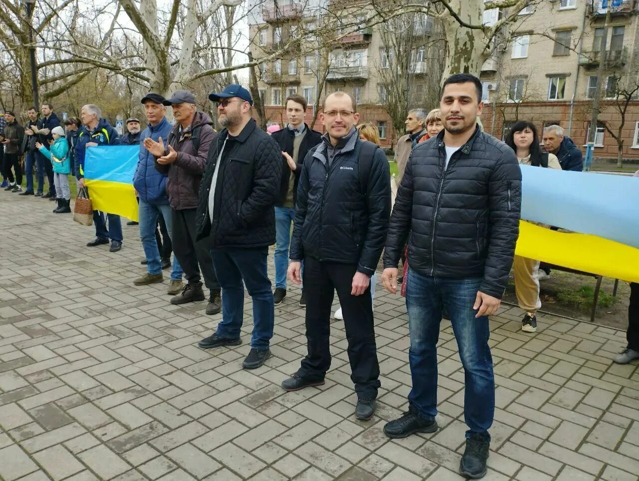 Новости украина россия правда. Проукраинский митинг в Херсоне. Митинг в Херсоне 2022. Херсон митинг против России.