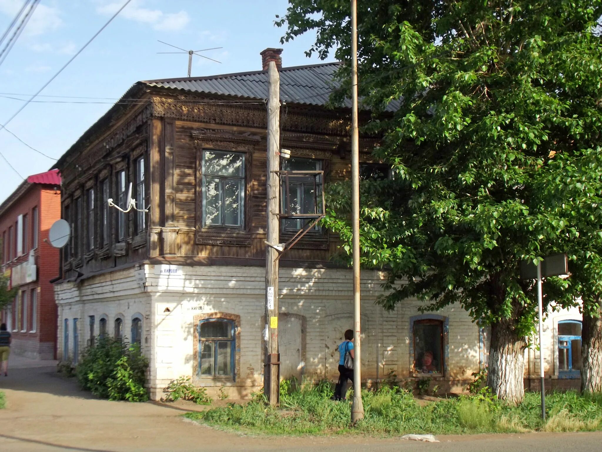 Дома в бузулуке оренбургской области. Дом купца Киселева Бузулук. Бузулук Оренбургская область. Бузулук 3 микрорайон.