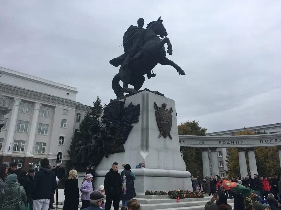 Полпред президента РФ в ПФО: Памятник генералу Шаймуратову в Уфе впечатляет и вд