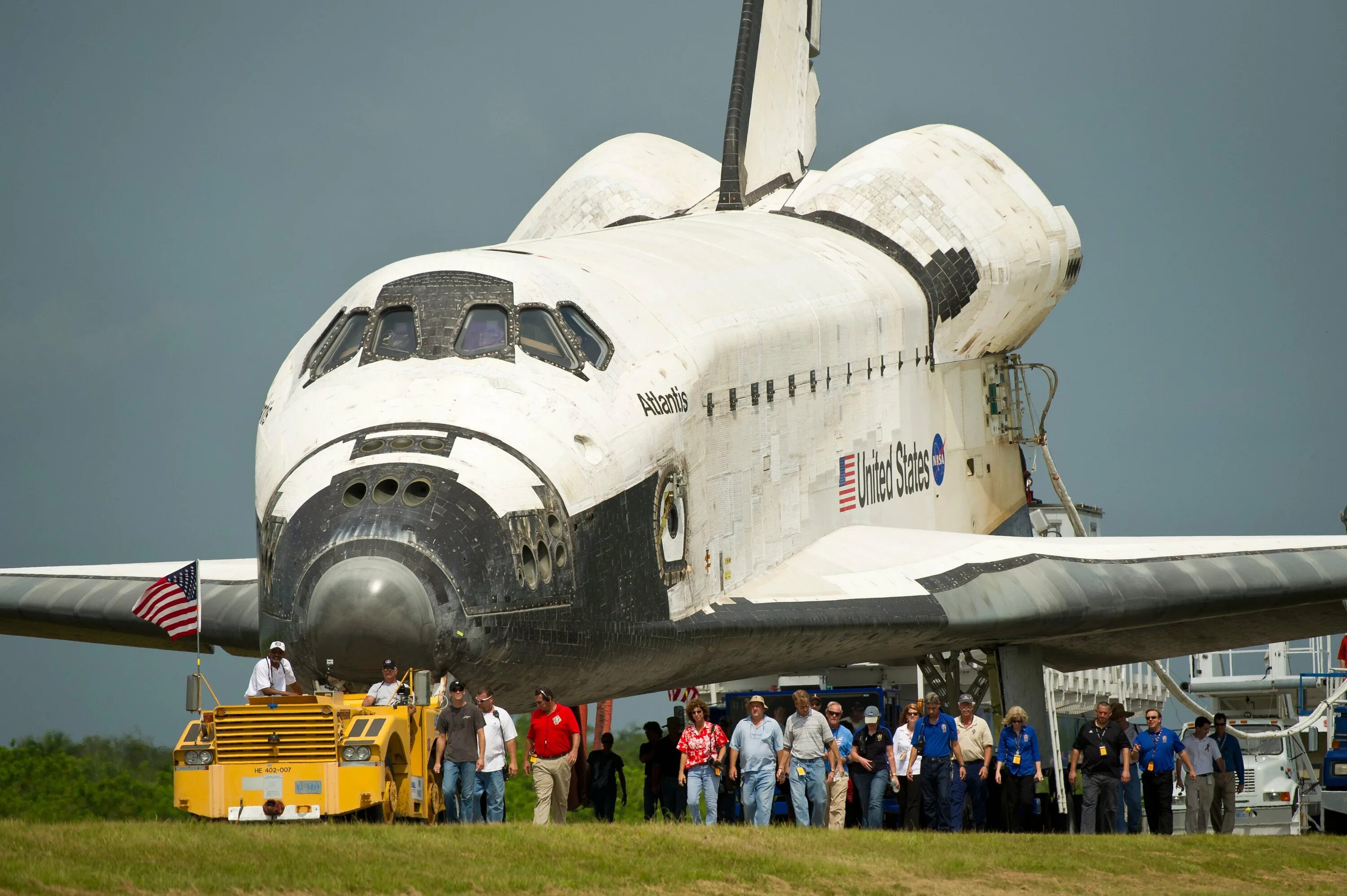 Первый космический челнок. Спейс шаттл космический корабль. Спэйс шаттл «Колумбия» 1981. Спейс шаттл 1981. : Космический челнок Space Shuttle.