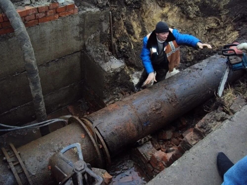 Прорыв водопровода. Порыв водопровода. Аварийная труба. Аварии в системах водоснабжения. Новости про воду