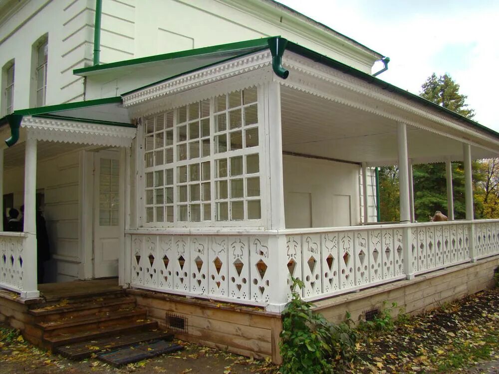 Терраса русский. Красивые дачные веранды. Веранда на даче. Терраса русский. Старая дача.
