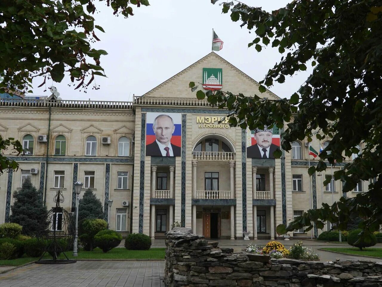 суды г грозный. сапсан мэрия грозный. ленинский районный суд г грозного. республика чечня грозный. суды г грозный.