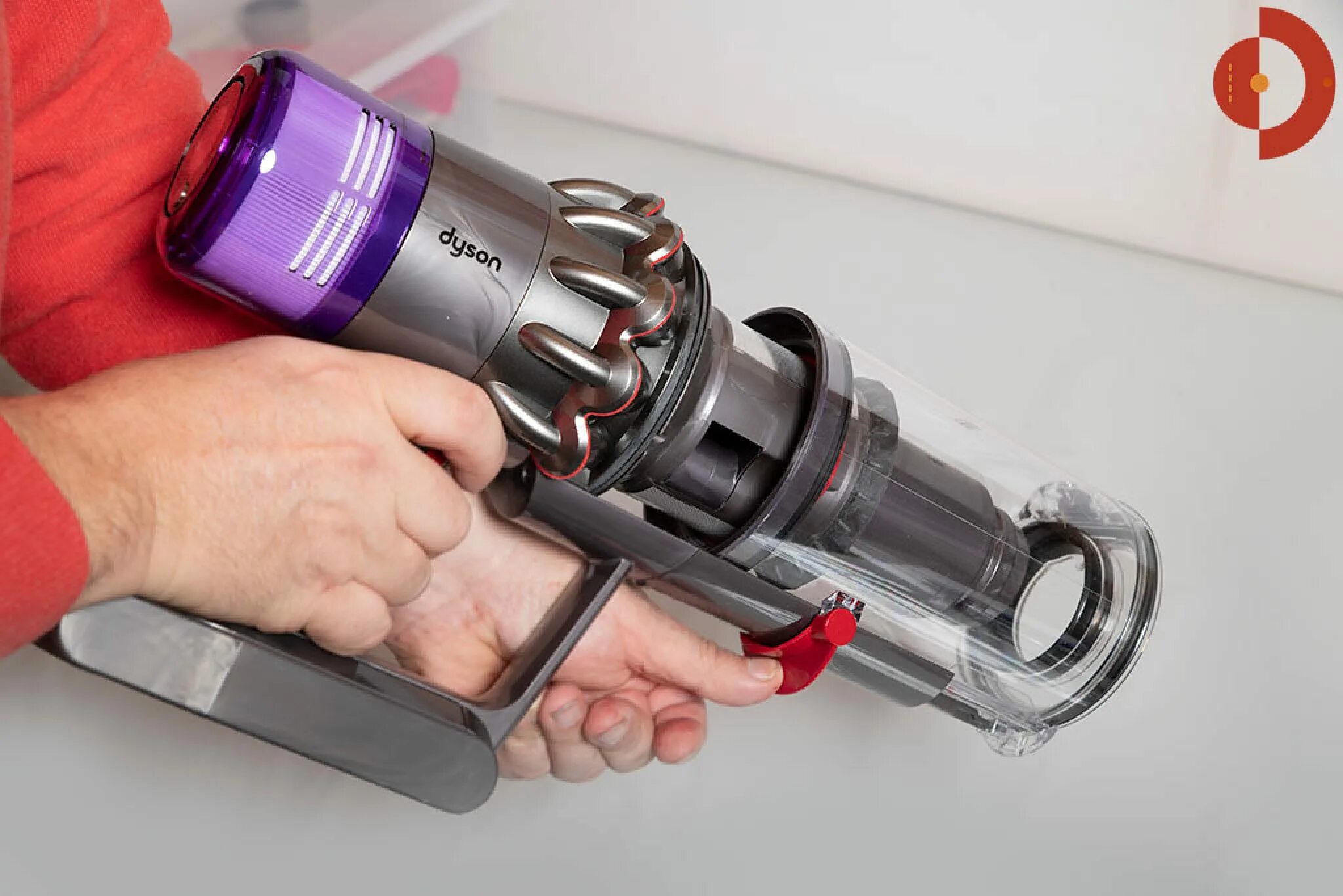 Пылесос Дайсон 11. Пылесос Dyson v11 absolute. Контейнер пылесборник Дайсон v10. Пылесос Дайсон 12. Почему нельзя отсоединять пылесос из сети держась