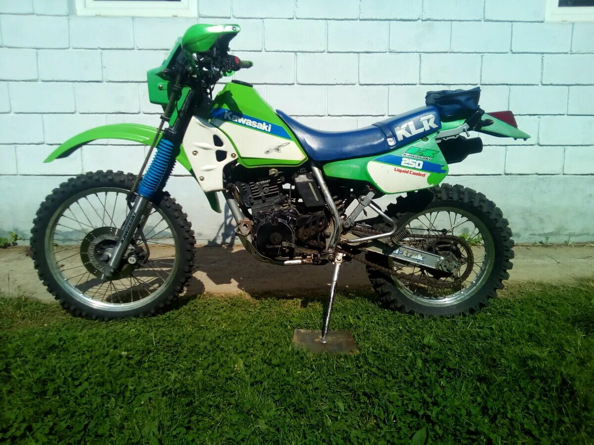 Motoland 250 салатовый. Зеленый эндуро. Motoland xr зеленый. Раптор 150 мото эндуро. Зеленый эндуро.