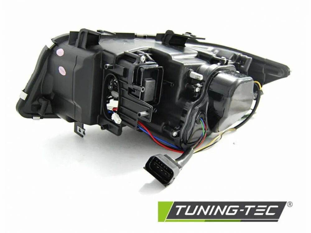 Лампы bmw e90. Фары адаптивные Xenon BMW e91. Разъем фары BMW e90. Фара БМВ е90 ксенон. Передняя оптика БМВ е90.