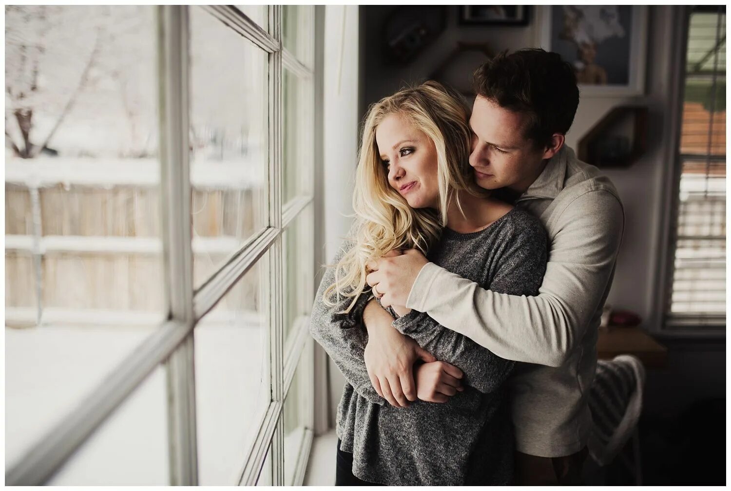 домашняя фотосессия love story. фотосессия пары. истории любви домашний.