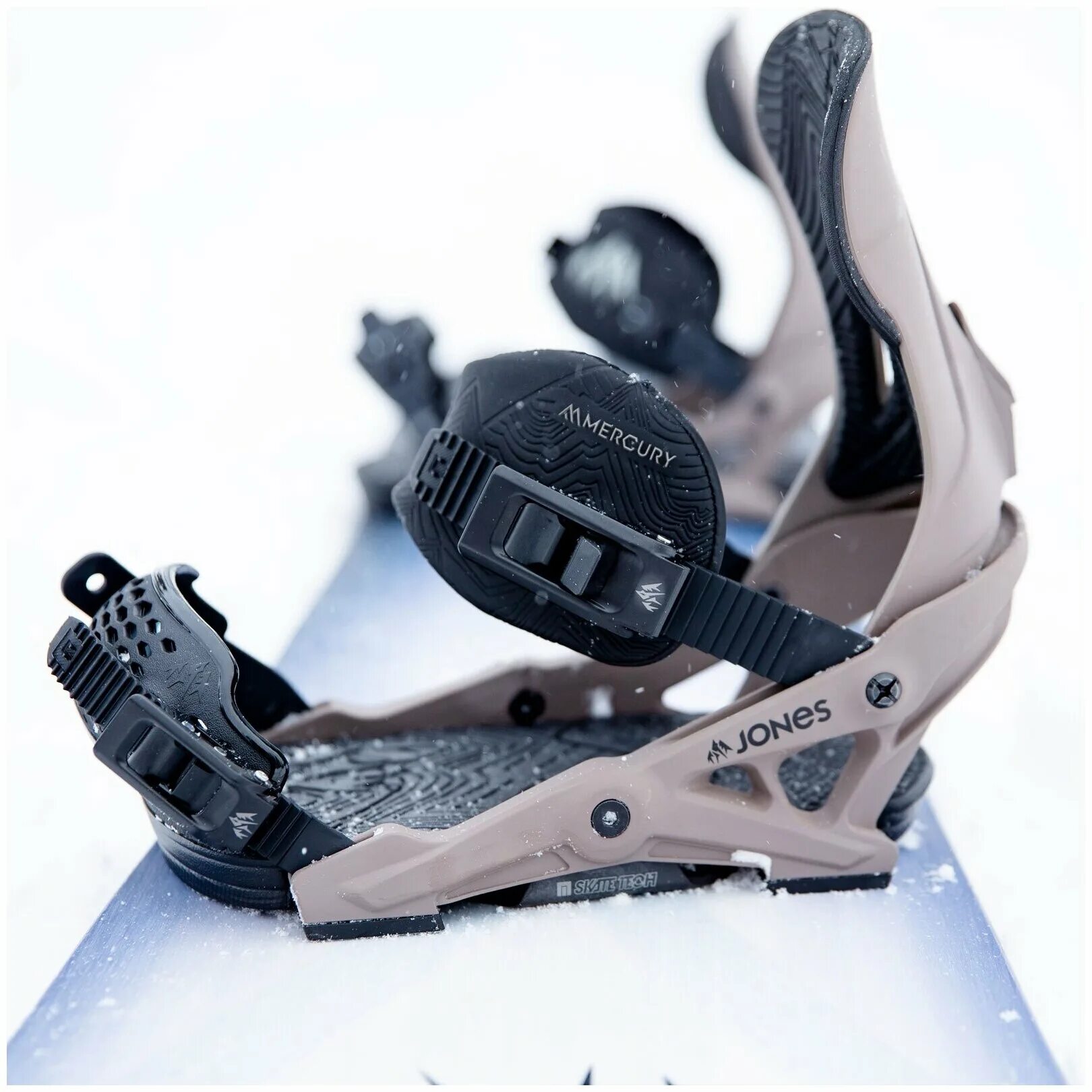 Крепления jones mercury 21/22. Крепления jones mercury. Крепления для сноуборда jones. Now крепления drive 2020. Крепления apollo black jones.
