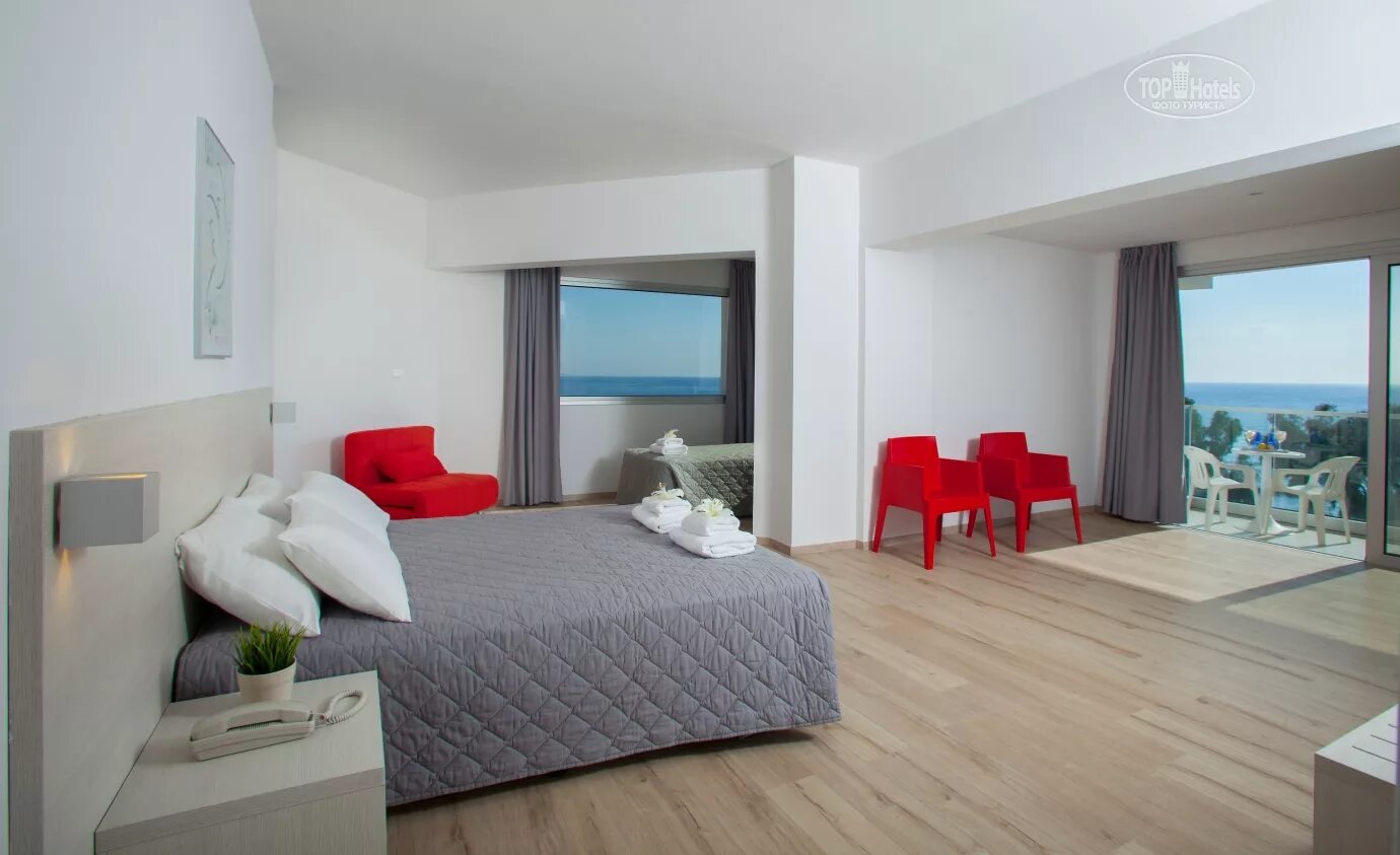 Bay hotel 3. Adelais. Cynthiana beach кипр. Harmony bay hotel 3 кипр лимассол. Bay hotel 3.